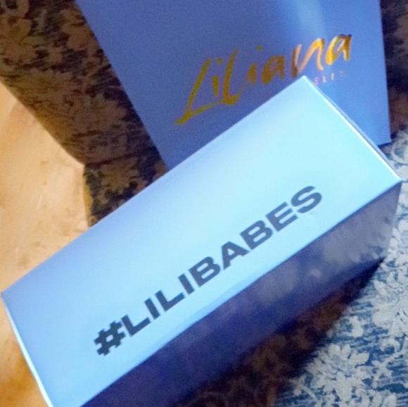 Brand NEW PINK SANDALS - Picture 2 of 4